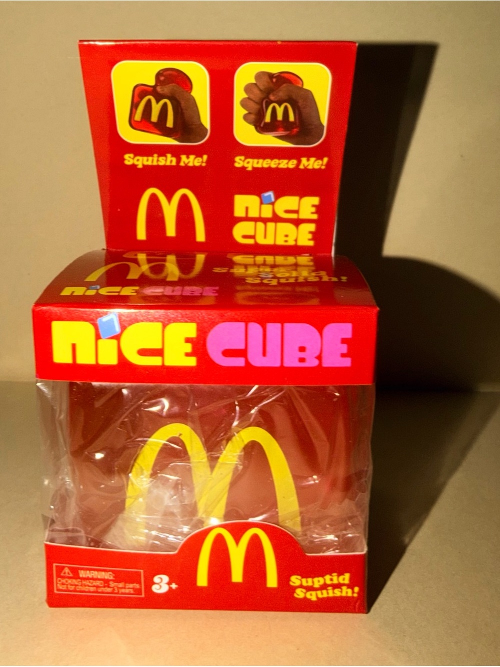 🍔NIB McDonald's Red and Yellow Nice Cube Squishy